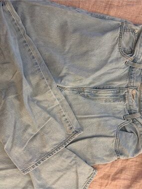 Levi's Light Blue Vintage-Style Jeans